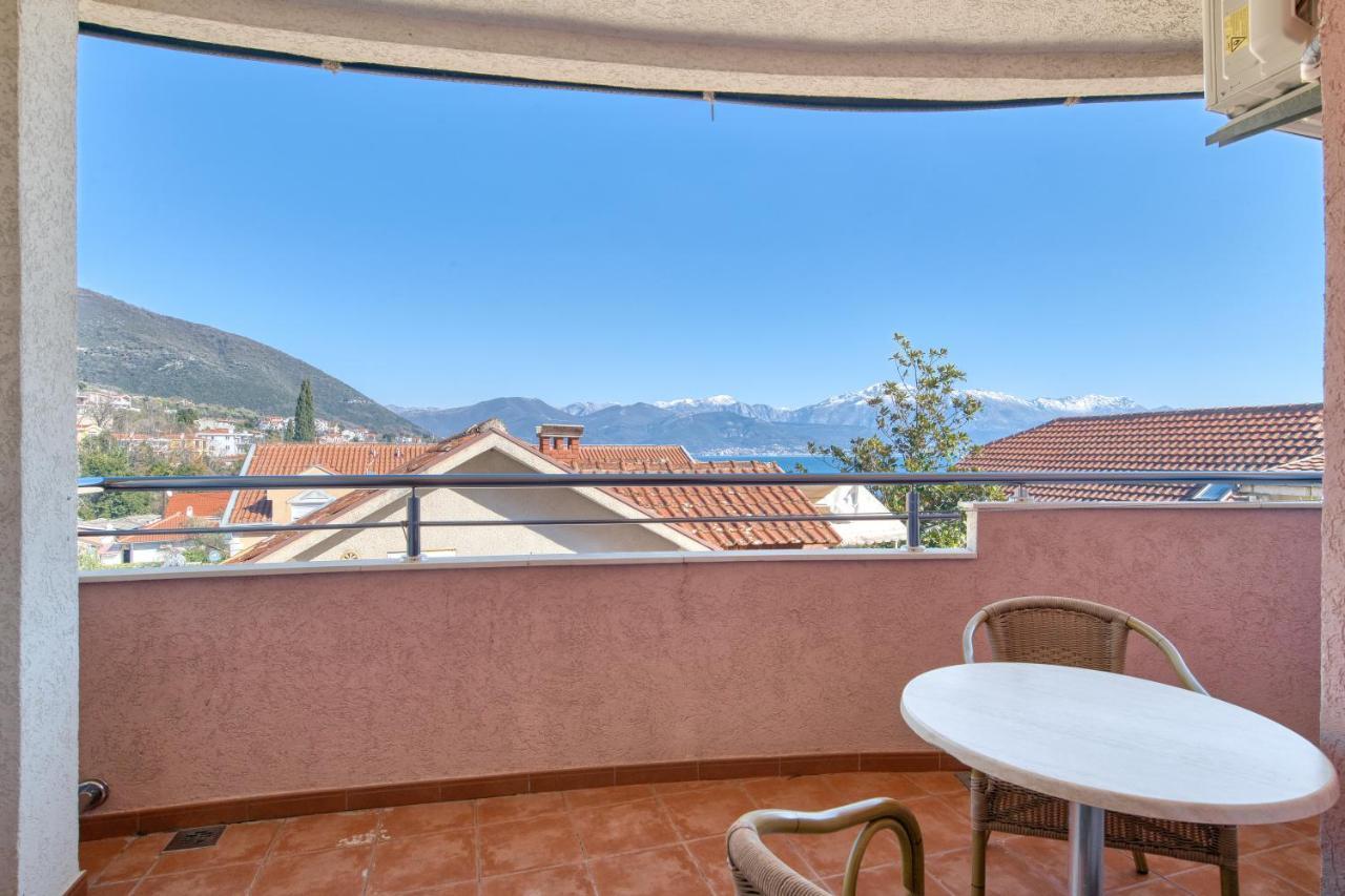 Garni Hotel Milica Herceg Novi Exterior foto
