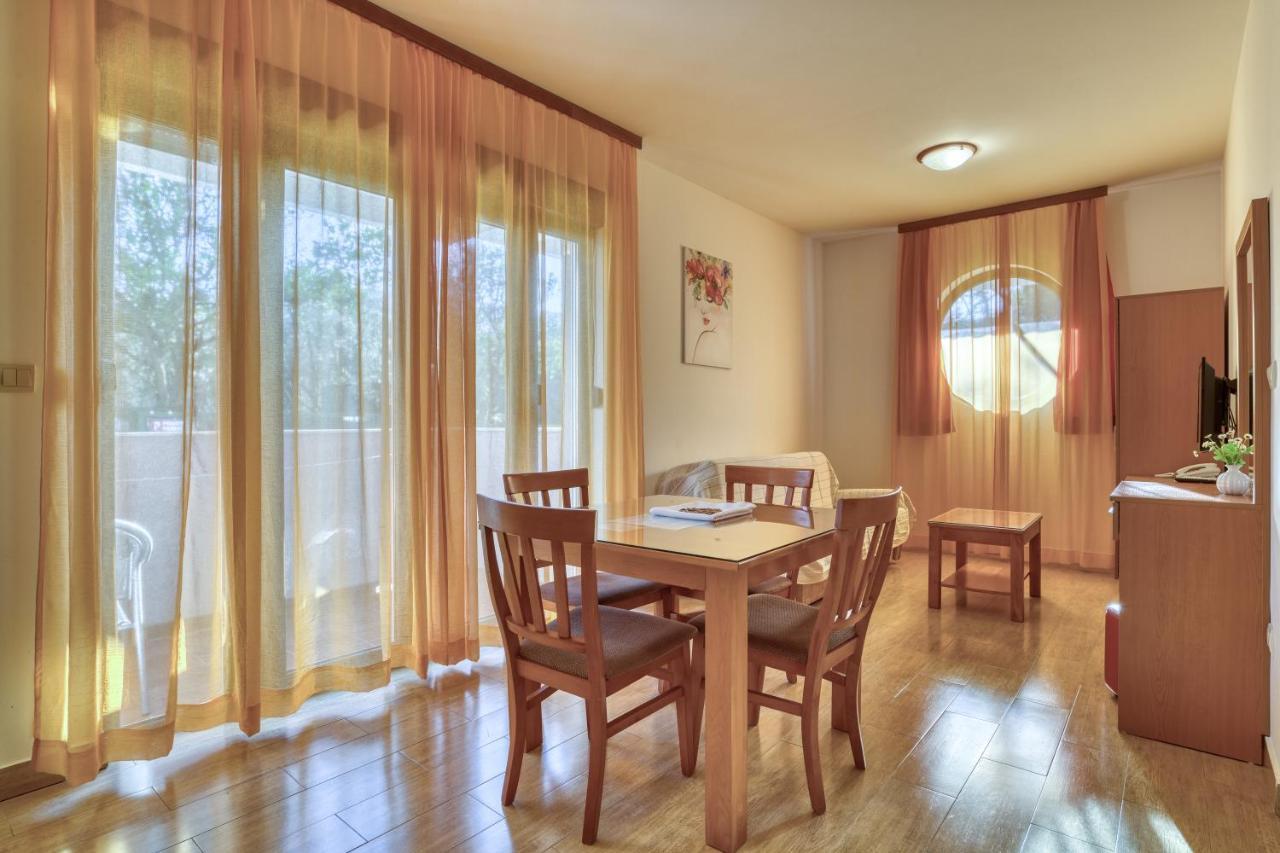 Garni Hotel Milica Herceg Novi Exterior foto