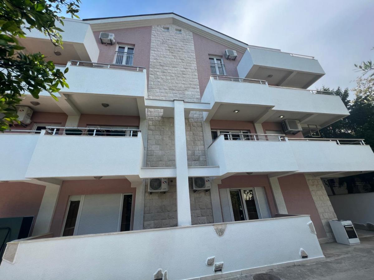 Garni Hotel Milica Herceg Novi Exterior foto